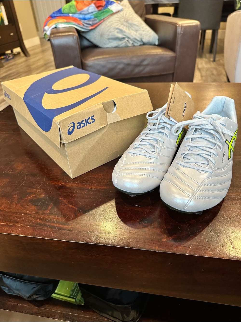 ASICS DS LIGHT X-FLY PRO 3 Size 9 Men's Soccer Cleats NEW